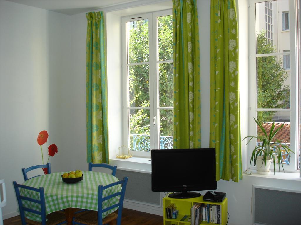 Le Croix Rousse Jacquard Apartment Lyon